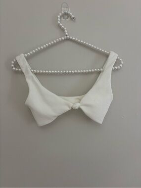 Melissa Odabash White Knot Front Bikini top and high waist bottom - size 4